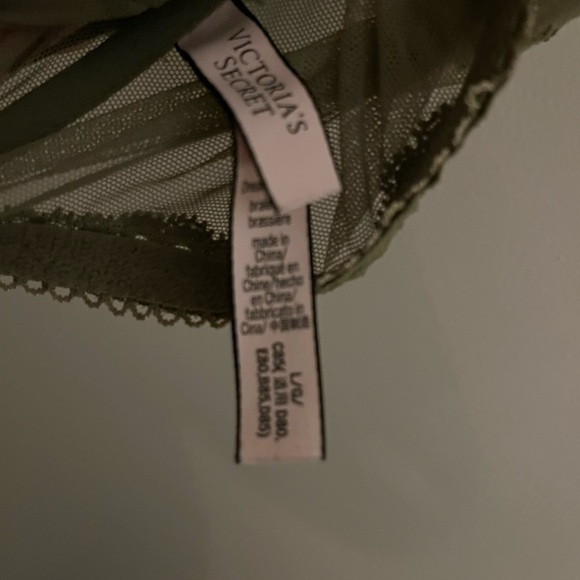 Victoria's Secret Dream Angels Lace Wrap Bralette - Picture 7 of 7